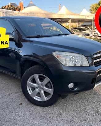 Toyota RAV 4 2.2 4x4 Diesel 136 CV Fuoristrada