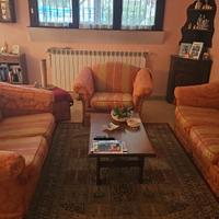 set salotto 2 divani ed una poltrona