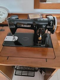 macchina da cucire singer anni meta'1950