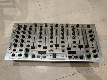 Mixer DJ Pro Behringer Pro Mixer VMX1000 7 Canali