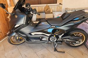 tmax 560