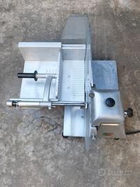  affettatrice con lama da 350mm