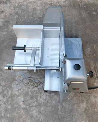  affettatrice con lama da 350mm
