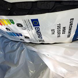 195/55 R16 87V WINTER Falken 4 