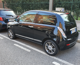 Lancia y neopatentati 2009