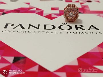 PANDORA Charm Fiore Rosa Scintillante