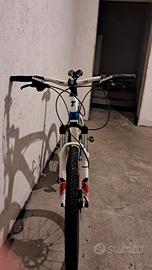 Mountain bike Typhoon