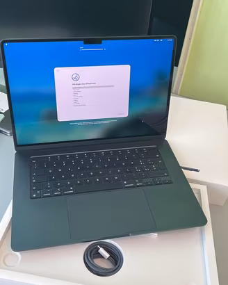 MacBook Air 13.6 m3/16gb/1Tb Garanzia 1 anno