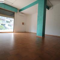 Locale commerciale di 74 mq