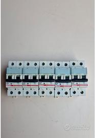 5 interruttori magnetotermico 