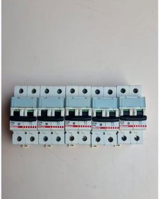 5 interruttori magnetotermico 