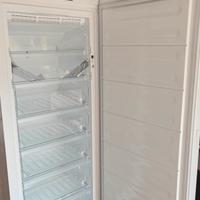 congelatore Whirlpool 340 litri 