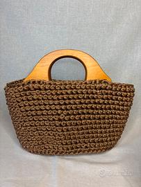 Borsa a mano marrone bronzo con manici in legno