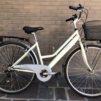 CITY BIKE 28”