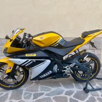 YAMAHA YZF R125