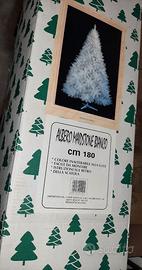 Scatola di montaggio albero di Natale bianco