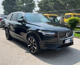 VOLVO XC90 B5 (d) AWD MHEV Geartronic Business P