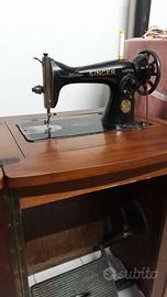 Macchina da cucire antica singer