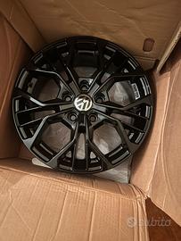 DUE cerchi raggio 16