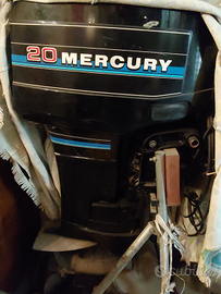 Motore per barca o gommone Mercury 20 pesca e gite