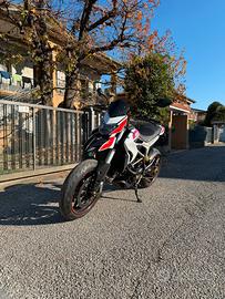 Ducati hyperstrada 821