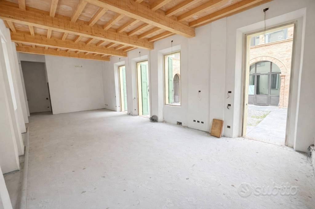 Apartment in Mirandola, Modena - Vista 4