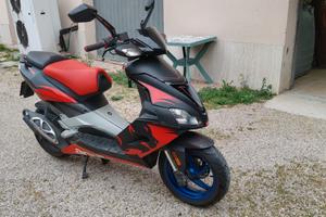 Scooter Aprilia SR 50 2007  buone condizioni 