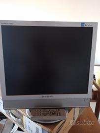 MonitorTV Samsung 19 e Acer 17