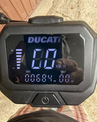 Monopattino elettrico Ducati Pro II
