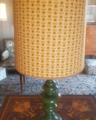 lampada da tavolo vintage produzione anni  '70