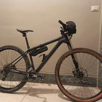 bici mtb cannondale carbonio
