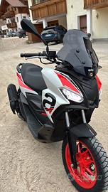 Aprilia sr gt 125