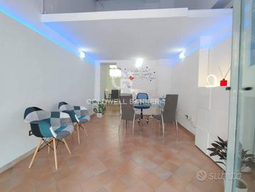 Locale commerciale - Aci Catena