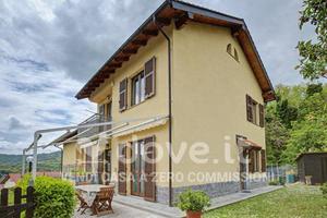 Casa indipendente di 120 m² con 4 locali e box aut