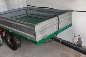 Attrezzi agricoli. poco usati