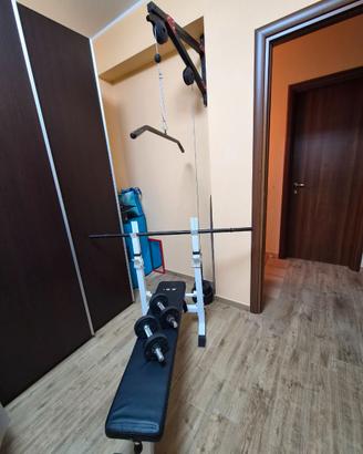 Lat Machine da muro Panca piana manubri e altro