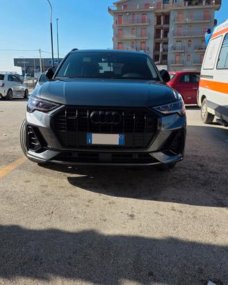 Audi Q3 40Tdi Quattro S-Line x2 Identity Black