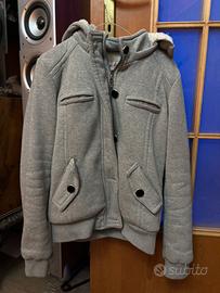 giubitto con pelo all’interno