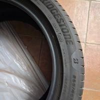 Bridgestone 255/45R20