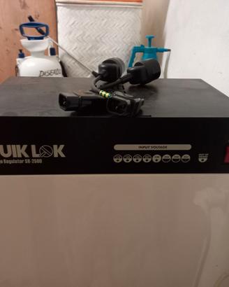 STABILIZZATORE DI TENSIONE 2500VA