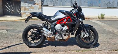 mv agusta brutale 800