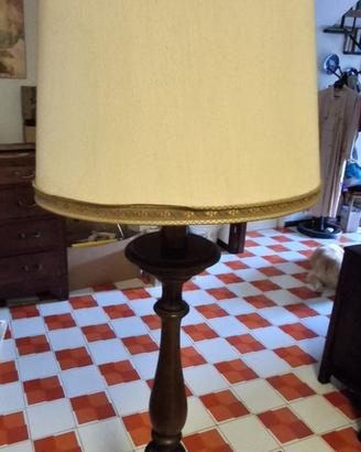 Lampada da terra