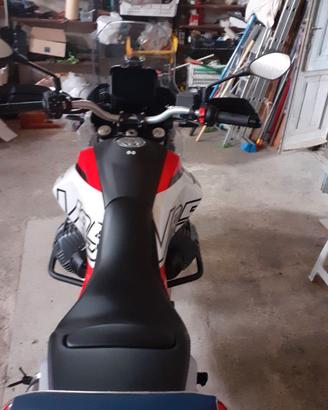 Moto Guzzi V85TT