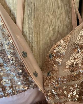 Abito lungo paillettes e tulle rosa