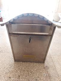 Cassetta postale