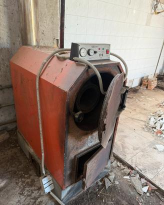 Caldaia pellet/nocciolino/sansa/legna 60.000kw