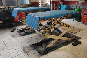 Ponte sollevatore a forbice  auto