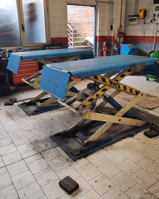 Ponte sollevatore a forbice  auto