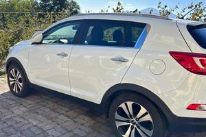 KIA SPORTAGE  - novembre 2013