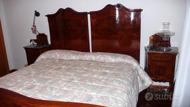 Camera in noce primi del novecento 